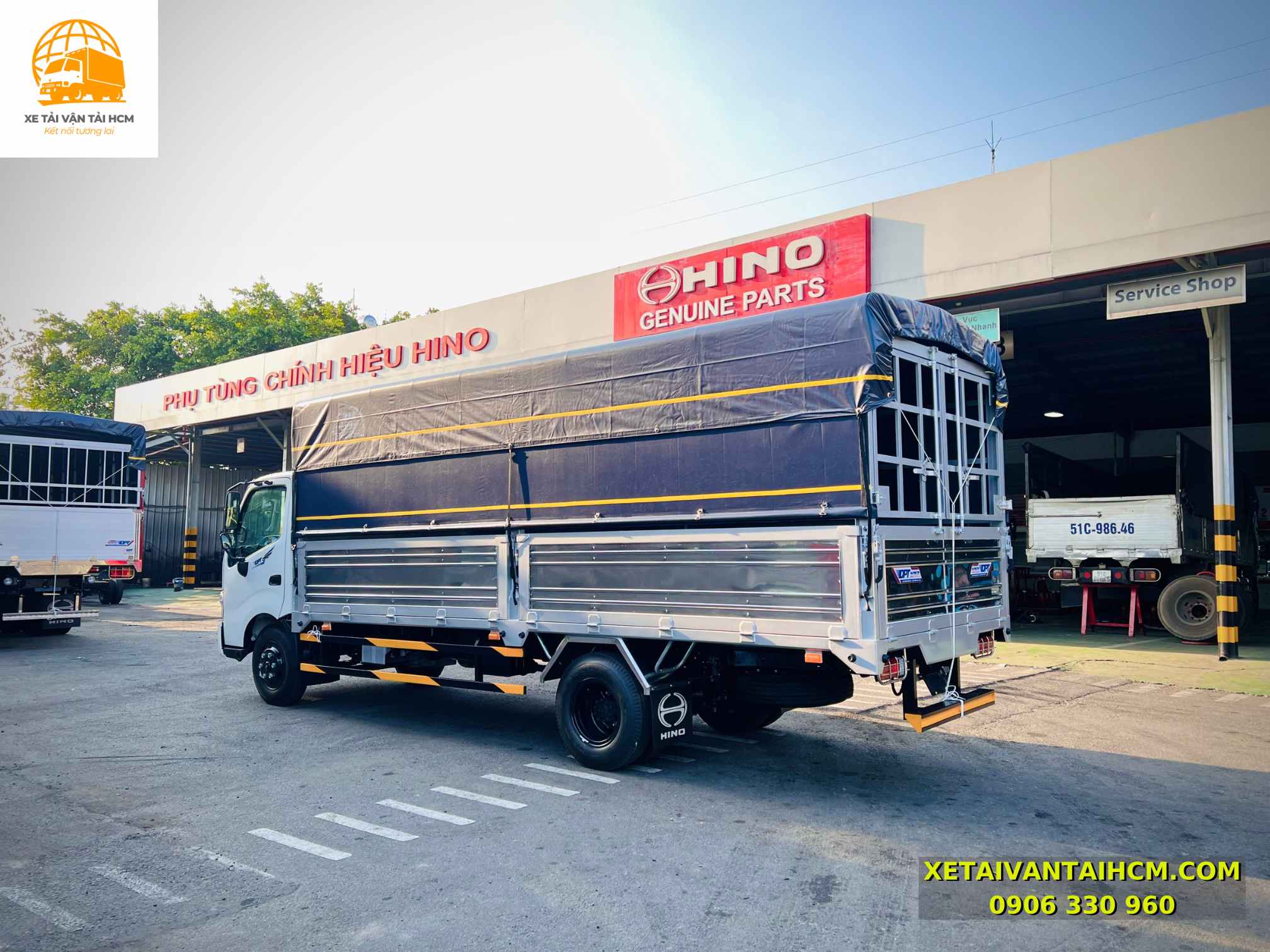 Hino 5 tấn thùng mui bạt tiêu chuẩn