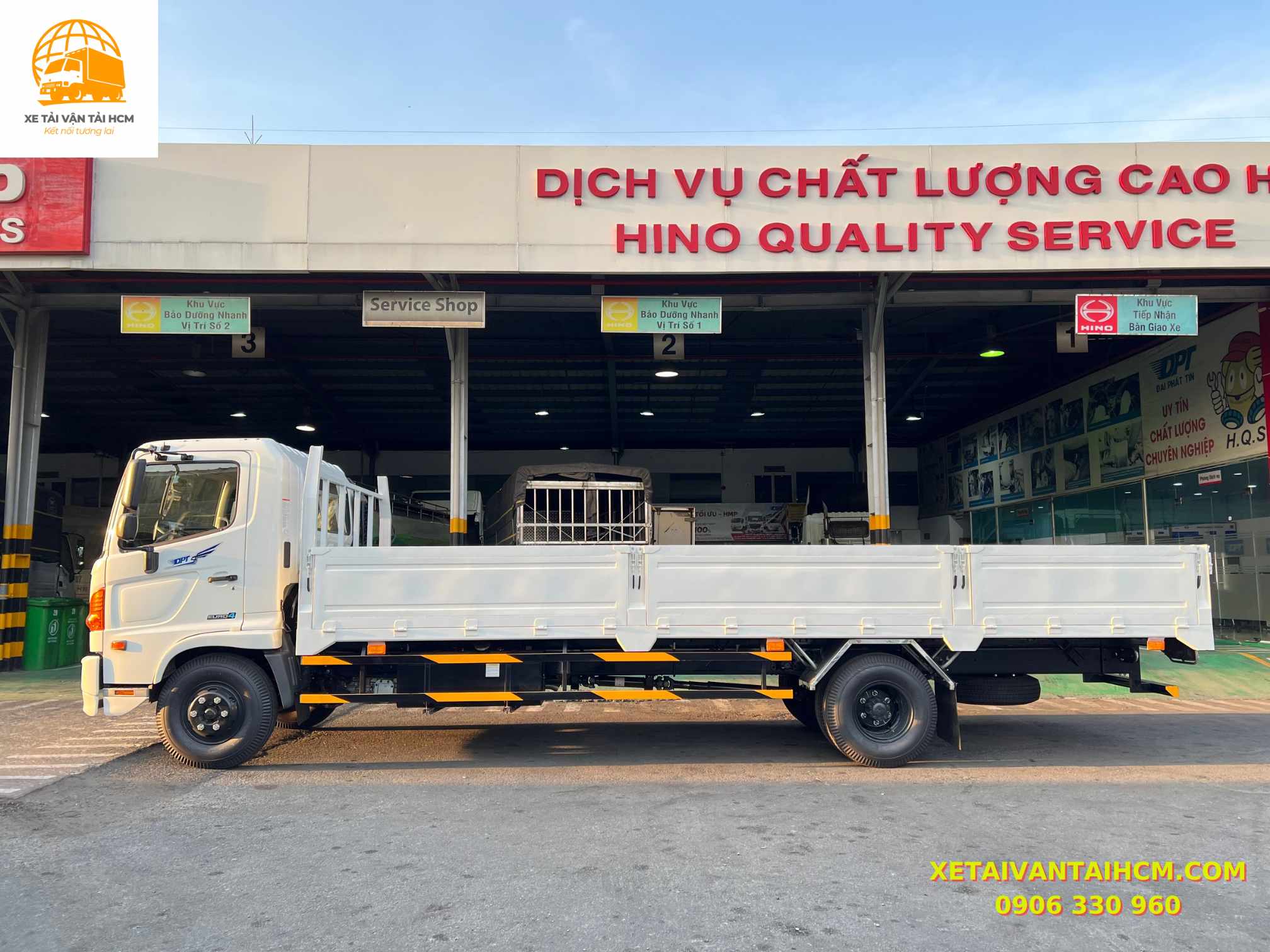 xe tải Hino 6 tấn thùng lửng mới nhất 2023