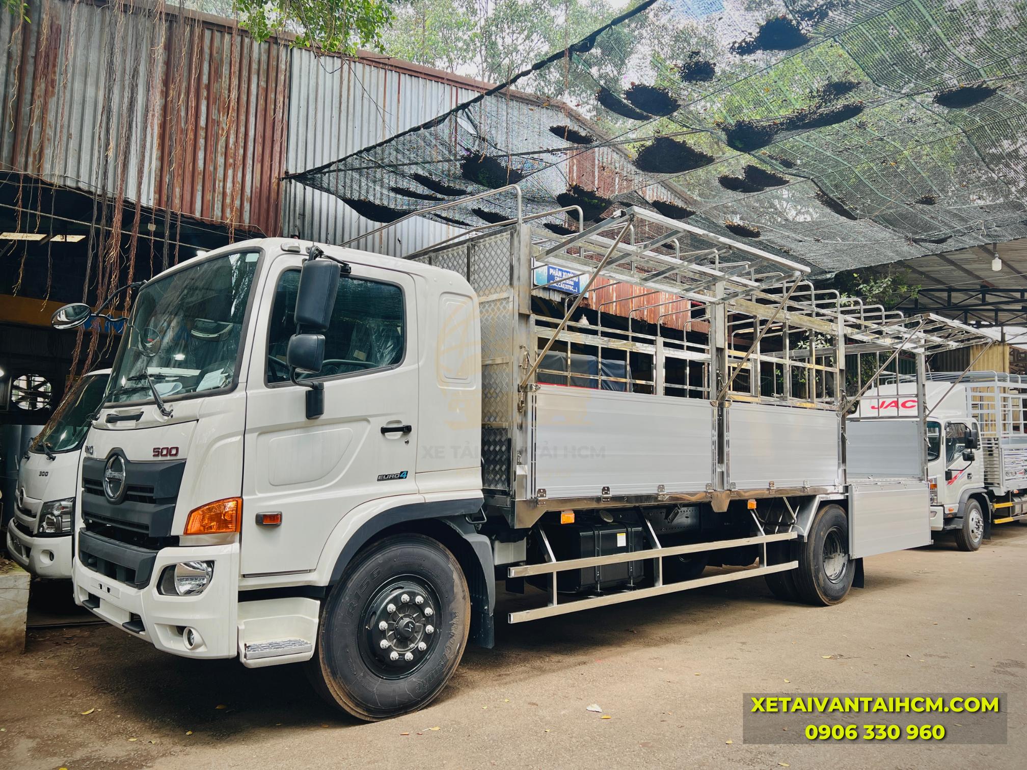 Một số hình ảnh thực tế của Hino 8 tấn thùng 7m3 sau khi hoàn thiện