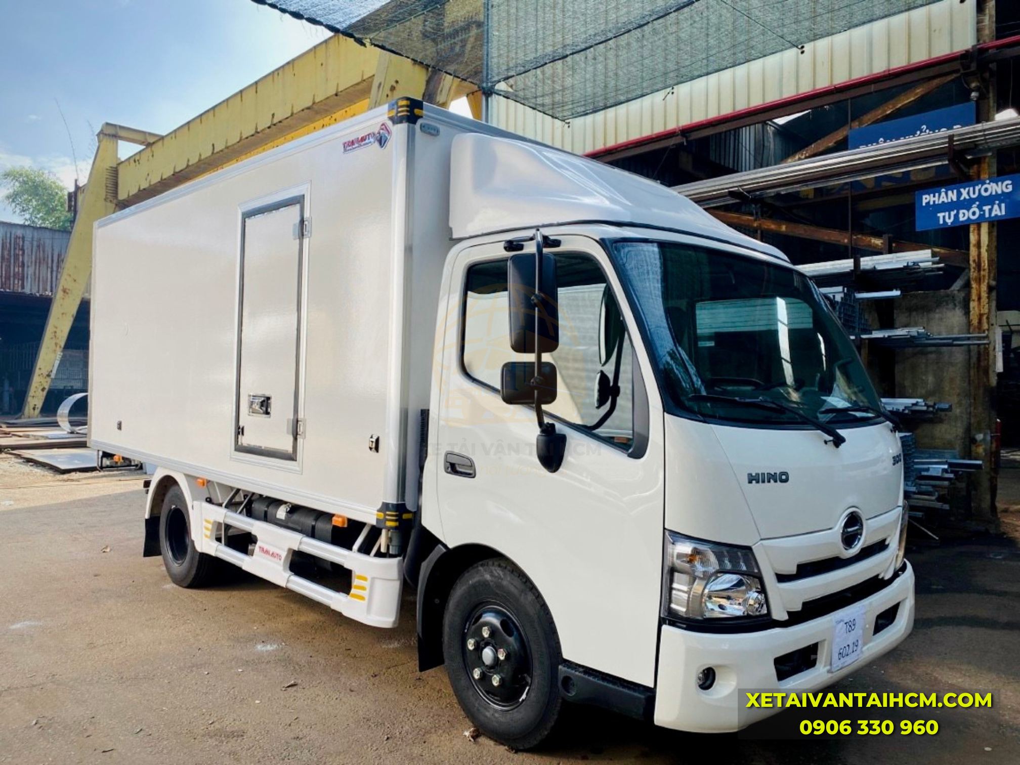 Hino 3 tấn 5 thùng đông lạnh - Sự lựa chọn hoàn hảo