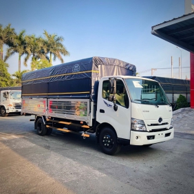 Xe Tải Hino 5 Tấn thùng dài 5m7 - Mua xe tải Hino XZU730L trả trước 160 triệu