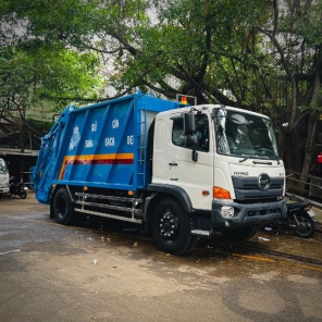 Xe tải Hino 8 tấn FG8JJ8A thùng ép rác 14 khối - Xe tải Hino 8 tấn chở rác 14 khối