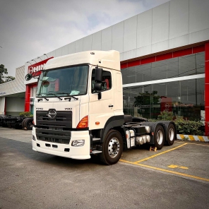 Giá Xe Đầu Kéo Hino 2 Cầu Mới Nhất 2024 | Có nên đầu tư xe đầu kéo Hino 700