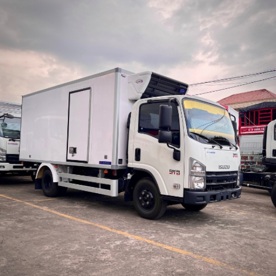 Xe tải Isuzu QKR 210 thùng đông lạnh Lamberet VN âm 25 độ - Isuzu QKR 210 thùng đông lạnh Lamberet âm 25 độ