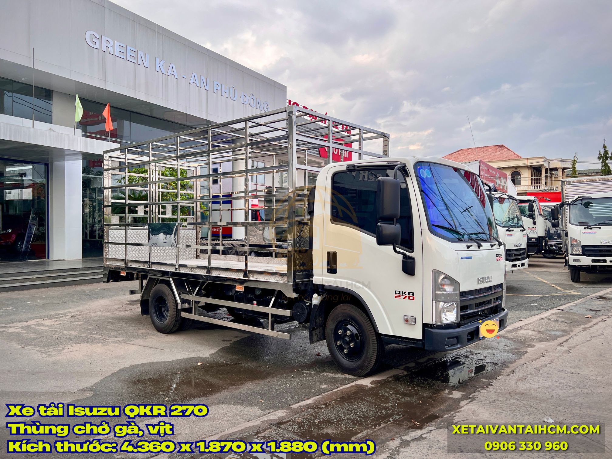 Thùng gia cầm Isuzu QKR 270 2 tấn 4