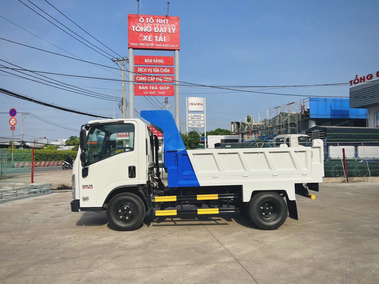 Mẫu thùng ben QKR 230 1 tấn 9