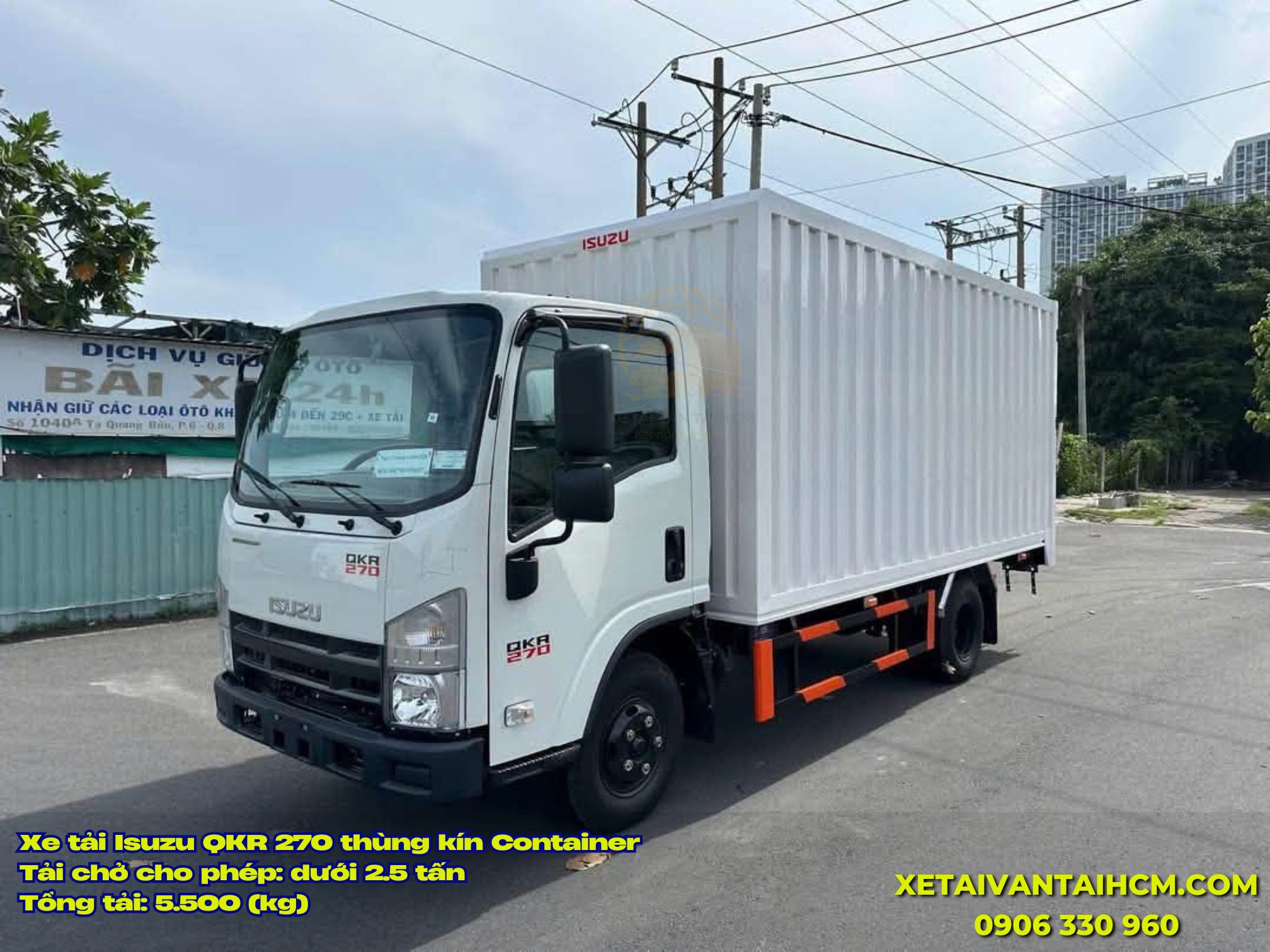 Isuzu QKR 270 thùng kín container tải dưới 2.5 tấn