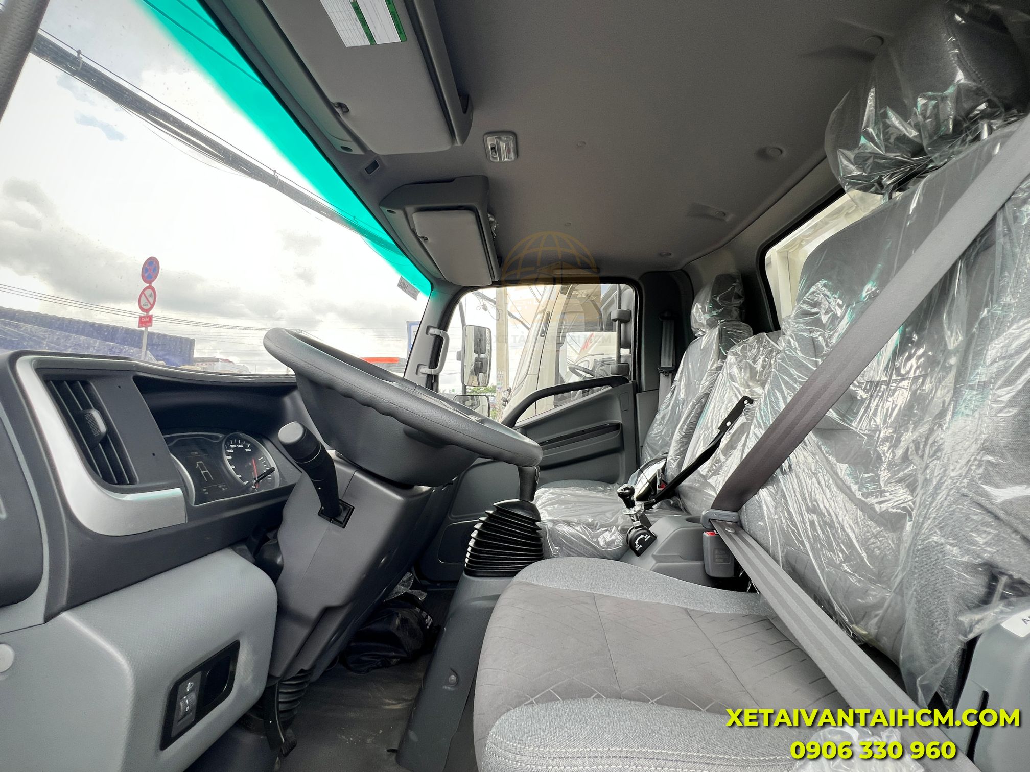 Khoang lái xe Jac N350SL