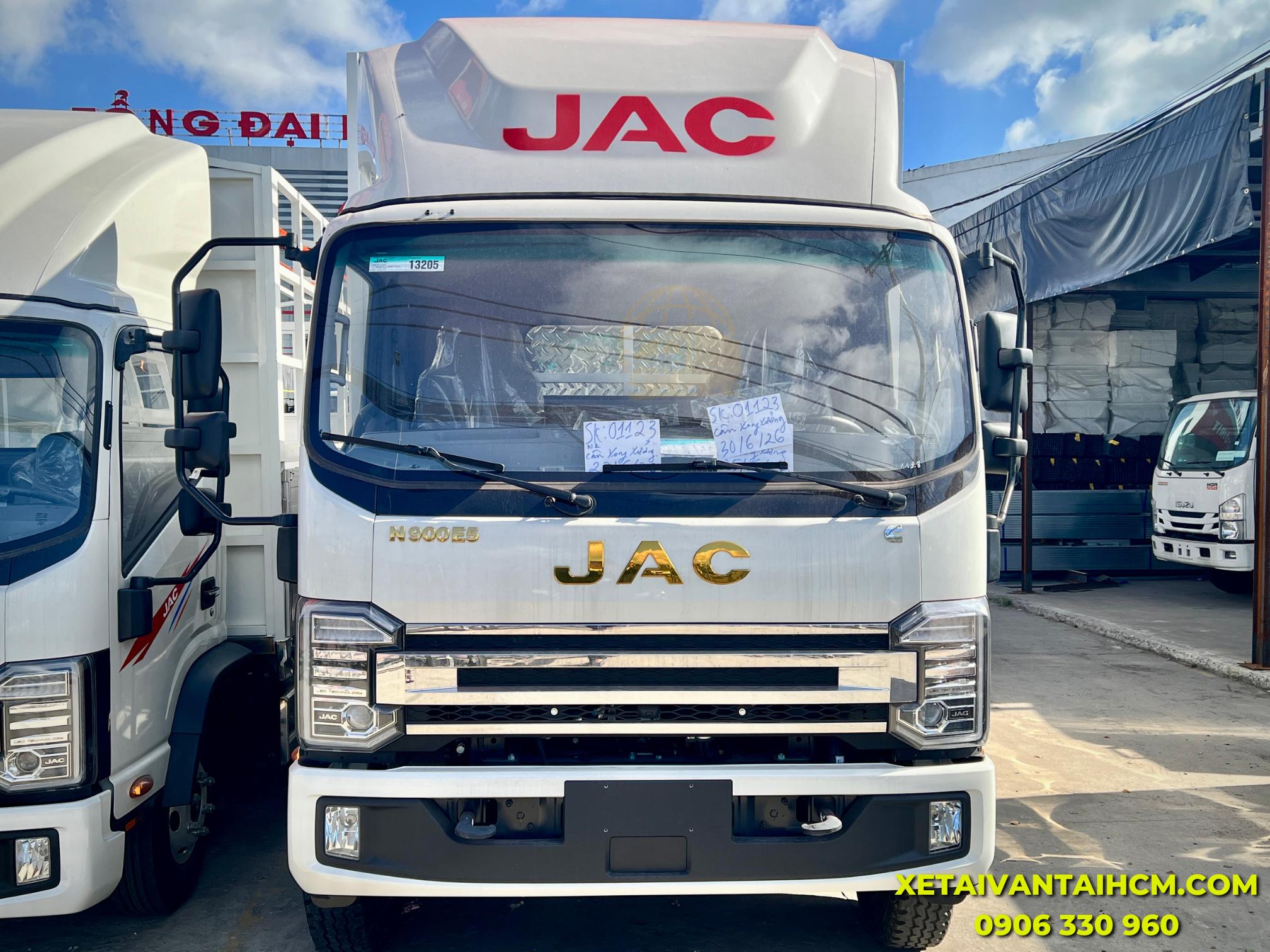 Hình ảnh thực tế xe tải Jac N900 thùng mui bạt nhôm Đà Lạt