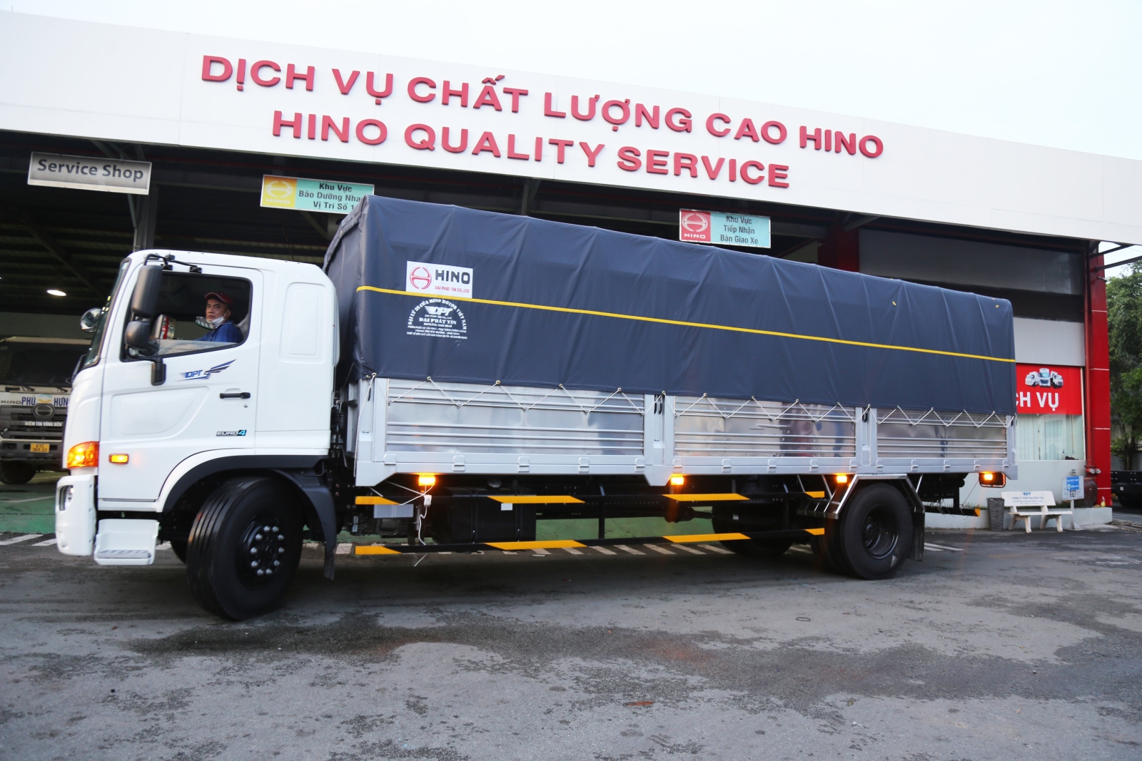 Mua xe tải Hino 500 tại đơn vị nào thì uy tín và chất lượng?