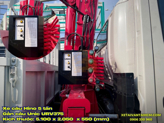 Xe tải Hino 5 tấn gắn cẩu Unic 375 có rổ nâng người - Hino 5 tấn thùng lửng gắn cẩu Unic 3 tấn 5 khúc có rổ nâng người