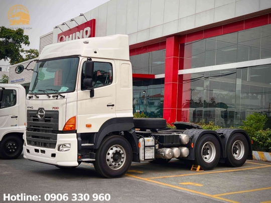 Giá Xe Đầu Kéo Hino 2 Cầu Mới Nhất 2024 | Có nên đầu tư xe đầu kéo Hino 700