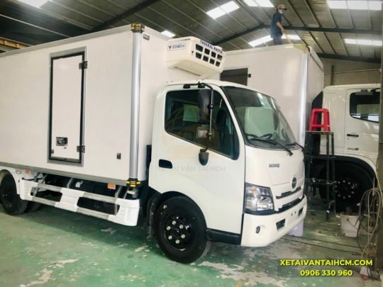 Xe Tải Hino 3T5 Thùng Đông Lạnh Mới Nhất | Xe Tải Vận Tải HCM
