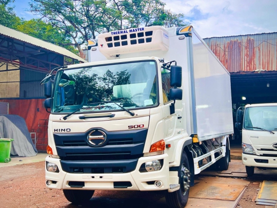 Xe tải Hino 8 tấn thùng đông lạnh Trần Auto - Máy lạnh Thermal Master T3500