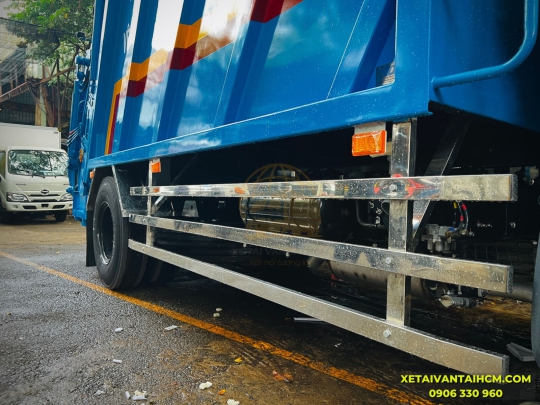 Xe tải Hino 8 tấn FG8JJ8A thùng ép rác 14 khối - Xe tải Hino 8 tấn chở rác 14 khối
