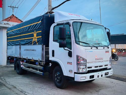Xe Tải Isuzu 2 Tấn 4 - Isuzu QKR 270 Dòng Xe Tải Chạy Nội Thành