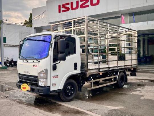 Xe Tải Isuzu QKR 270 Chở Gà, Vịt