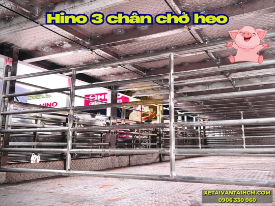 Xe tải Hino 3 chân 15 tấn chở heo có bàn nâng 2 tầng - Xe tải Hino 3 chân 15 tấn thùng chở gia súc có bàn nâng 2 tầng