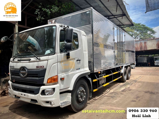 XE TẢI HINO 15 TẤN THÙNG KÍN 4 CỬA 9M4