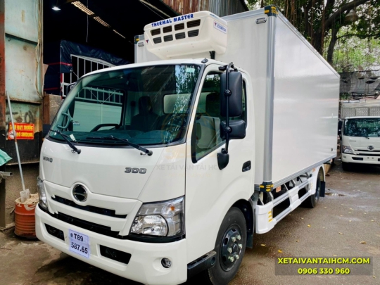 Xe Tải Hino 3T5 Thùng Đông Lạnh Mới Nhất | Xe Tải Vận Tải HCM