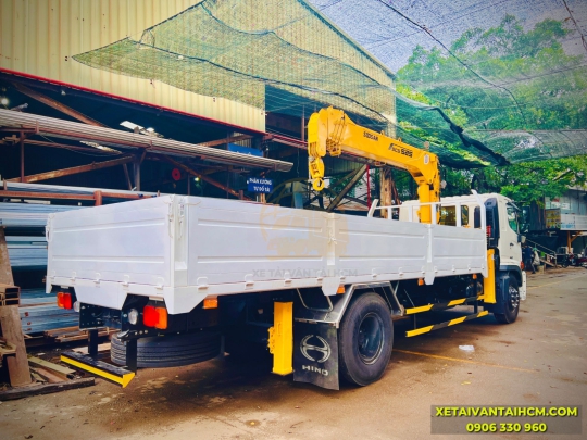 Xe tải Hino 8 tấn thùng dài 8m gắn cẩu Soosan SCS525 - Cẩu Soosan 5 tấn 5 khúc