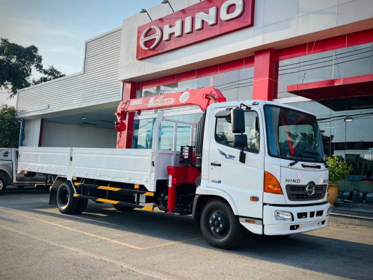 Xe Hino 6 Tấn Gắn Cẩu Unic URV344 mới nhất 2023