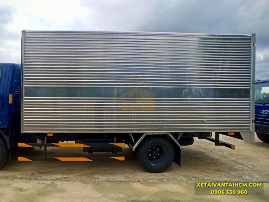 ​​​​​​​XE TẢI HYUNDAI NEW MIGHTY 75S THÙNG KÍN