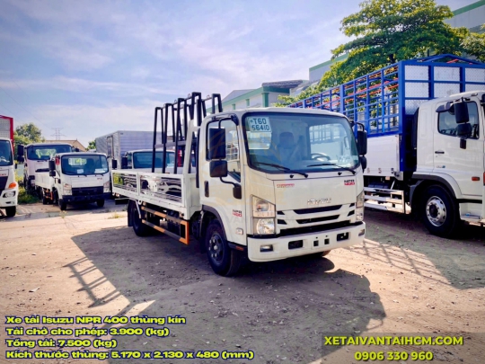 Xe tải Isuzu NPR400 thùng lửng chở kính 3.9 tấn