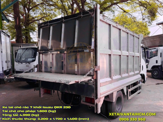 Xe Tải Chở Rác 7 Khối Isuzu QKR 230 Tại HCM