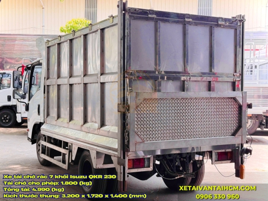 Xe Tải Chở Rác 7 Khối Isuzu QKR 230 Tại HCM