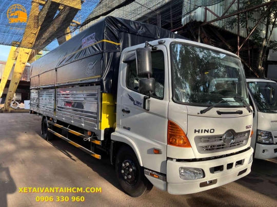 Xe tải Hino 6 tấn 5 thùng mui bạt tiêu chuẩn