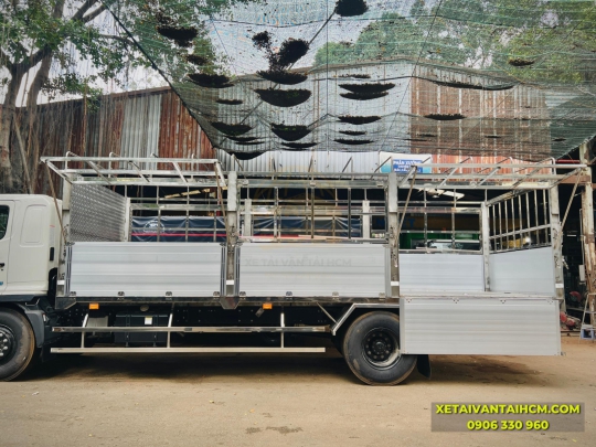 Xe Hino 8 tấn thùng dài 7m3 vỉ mở